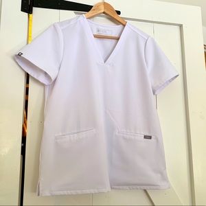 Figs Casma Three Pocket Scrub Top